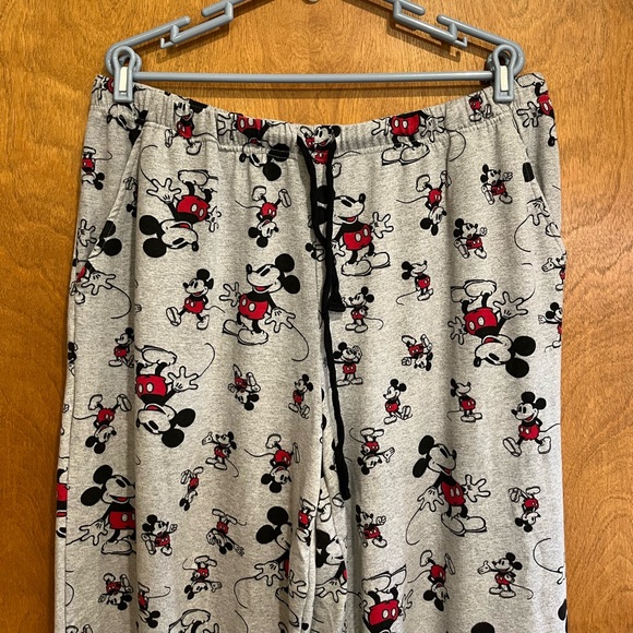 DISNEY Mickey Mouse character soft gray adult pajama set - Picture 7 of 10